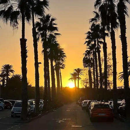 Sunset Apartment *